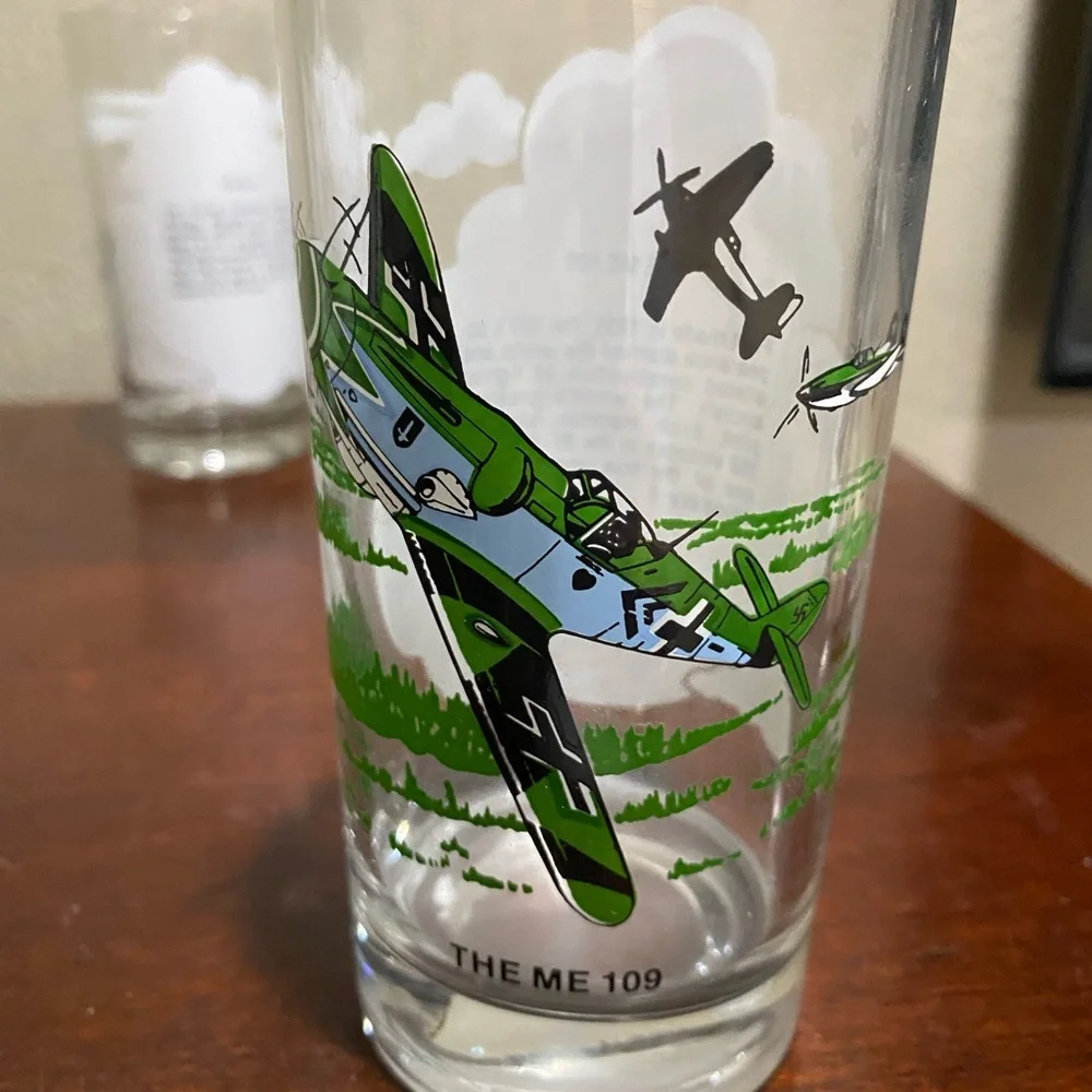 Collectable,Set of 6, Aviation Drinking Glasses, with Designs of Fighter Planes - Picture 10 of 14